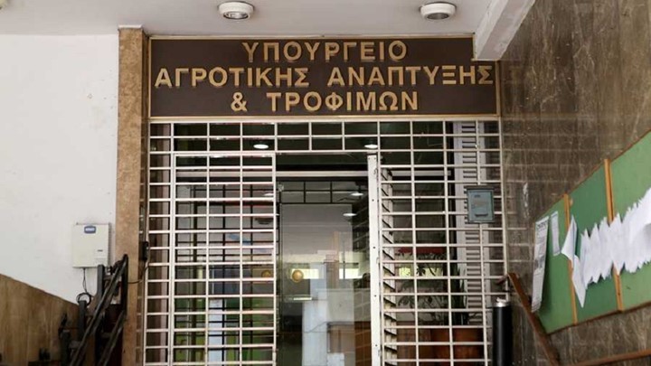 Άκαρπη η συνάντηση αγροτών της Καρδίτσας με τον Υπ. Αγροτικής Ανάπτυξης-“Θα απαντήσουμε με μπλόκα σε όλη την Ελλάδα”