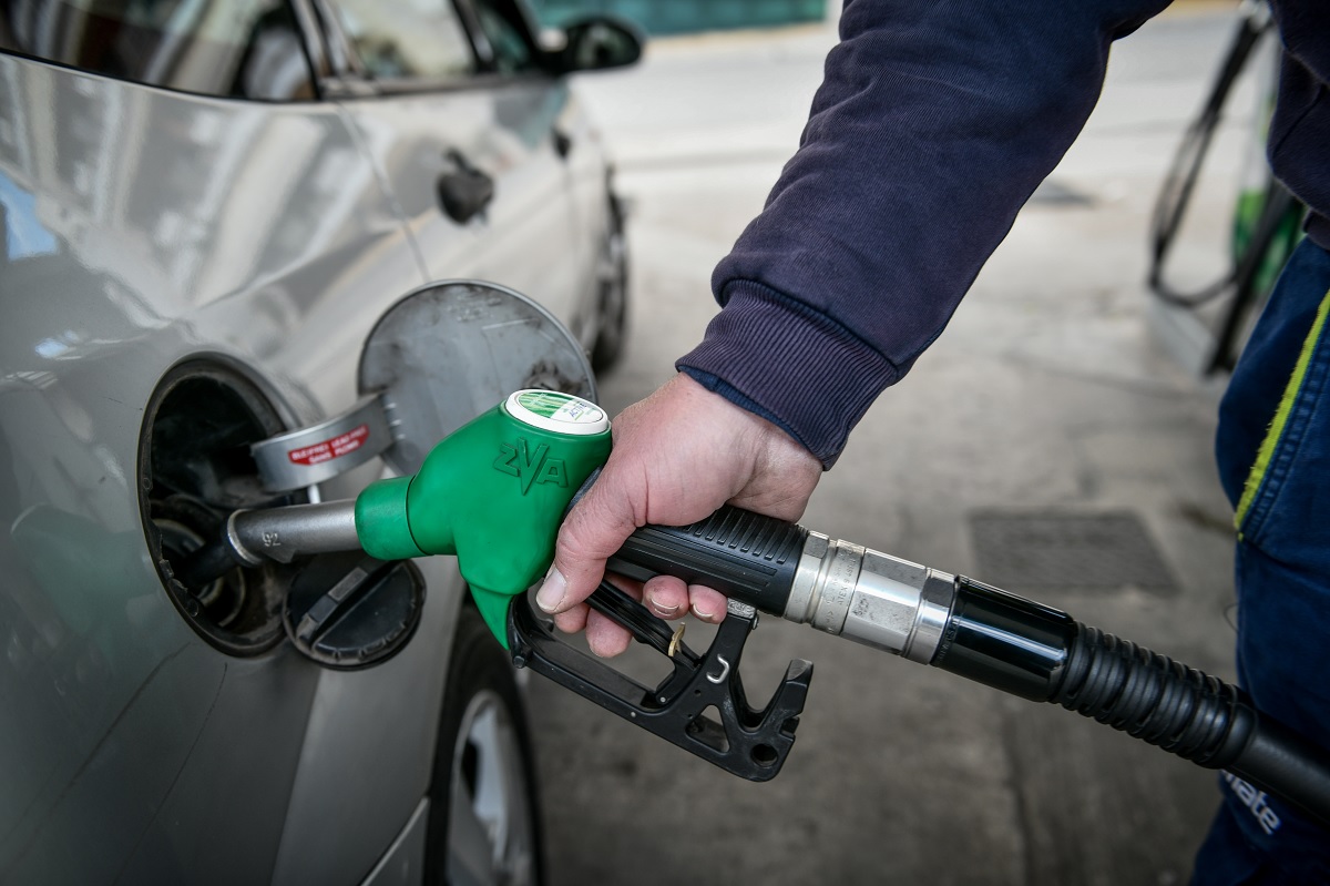 Γ. Ασμάτογλου στο Πρώτο: Αυξητικές τάσεις στις τιμές των καυσίμων – Ενδεχομένως πάνω από 2 ευρώ ξανά η βενζίνη (audio)
