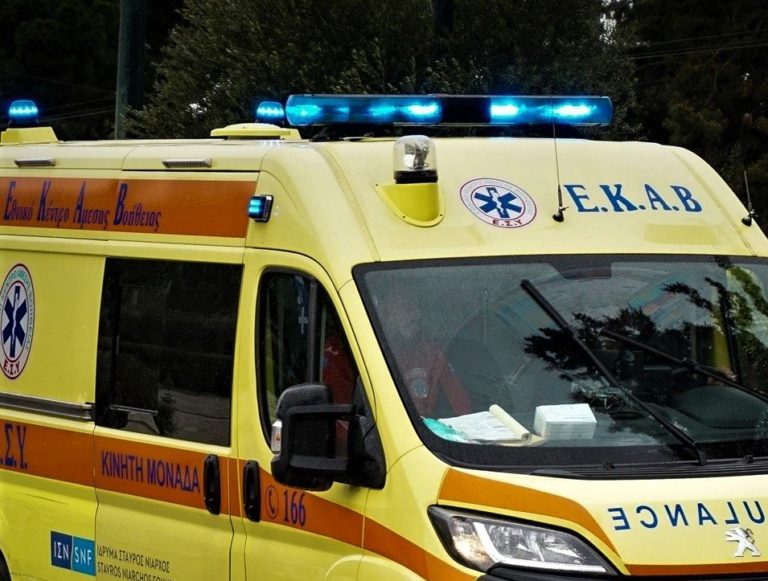 Χαλκιδική: Ένας τραυματίας μετά από τροχαίο- Τον απεγκλώβισε η Πυροσβεστική