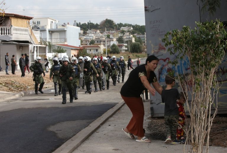 Αστυνομική επιχείρηση στη Δυτική Αττική: Έξι συλλήψεις, 15 προσαγωγές και 8 έρευνες σε σπίτια