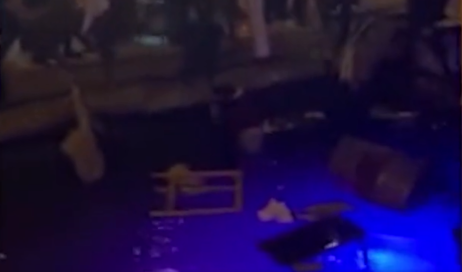 Κωνσταντινούπολη: Κατέρρευσε αίθριο εστιατορίου στο Μπεμπέκ – Τέσσερις τραυματίες (video)