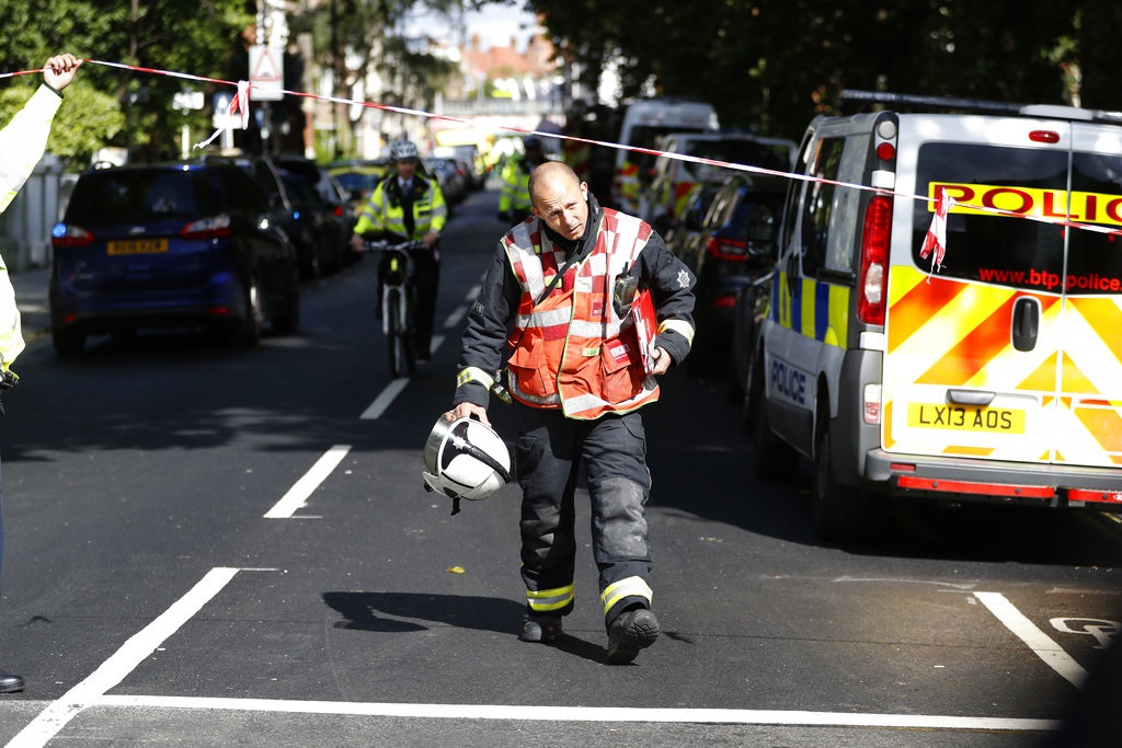 Βρετανία: Έκρηξη σε πολυκατοικία στο Τζέρσεϊ – Ένας νεκρός και δώδεκα αγνοούμενοι