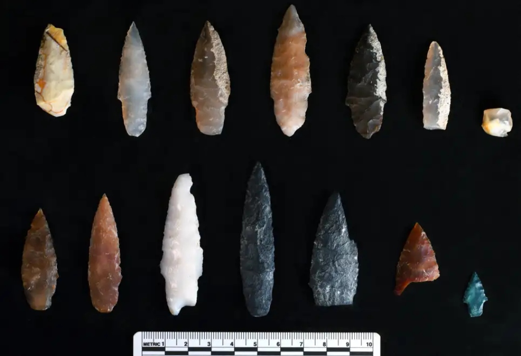 ΗΠΑ: Αρχαιολόγοι ανακάλυψαν λίθινα βλήματα ηλικίας 15.700 ετών