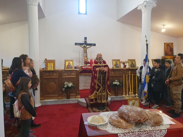 Το σεισμόπληκτο Δαμάσι τίμησε τον πολιούχο του Άγιο Νικόλαο