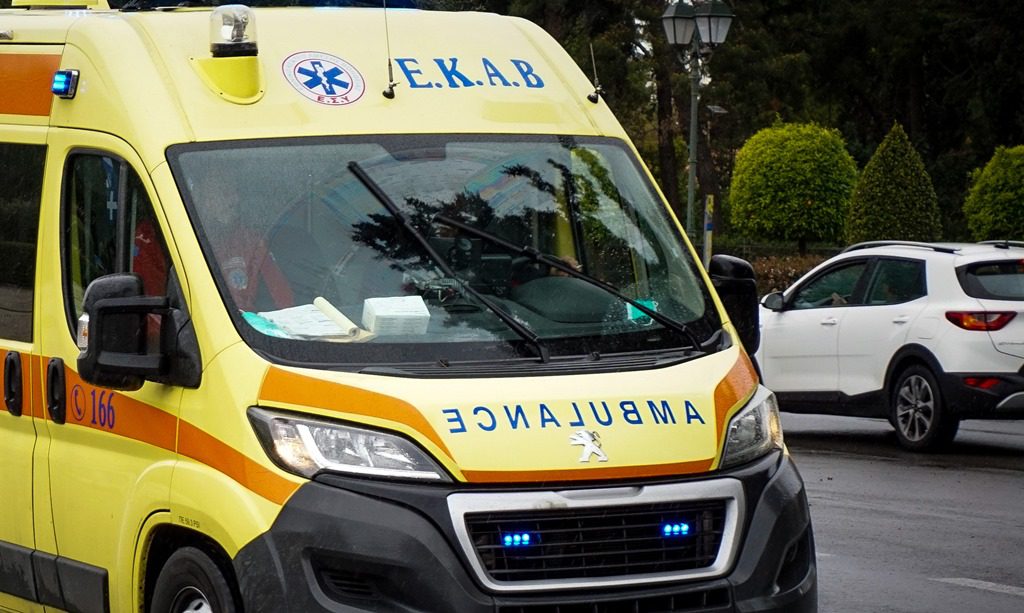 Τρεις ελαφρά τραυματίες από τροχαίο στο κέντρο της Πάτρας