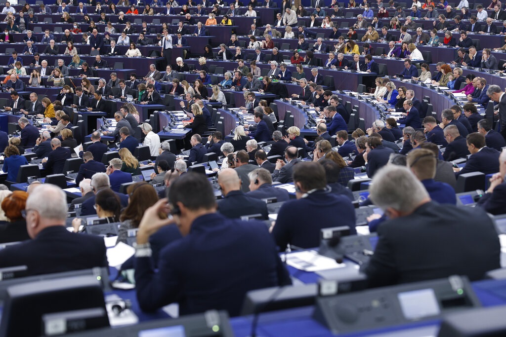 Ευρωκοινοβούλιο: Τι λένε τα βελγικά ΜΜΕ για την υπόθεση διαφθοράς – Προσαγωγές & έρευνες