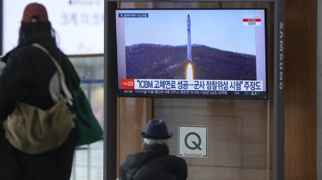 Βόρεια Κορέα: Νέα εκτόξευση βαλλιστικού πυραύλου τις πρώτες ώρες της Πρωτοχρονιάς
