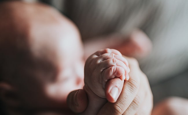 Ν. Ζηλανδία: Έχασαν προσωρινά την κηδεμονία του βρέφους οι γονείς που αρνήθηκαν μετάγγιση από εμβολιασμένους δότες