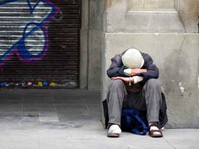 Δήμος Θεσσαλονίκης: Συνεχίζεται η συγκέντρωση ειδών για τους αστέγους