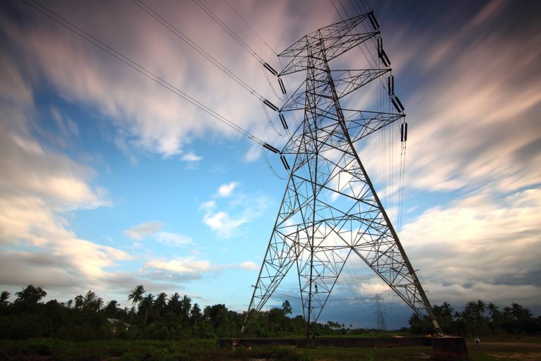 Σταϊκούρας: Βεβαιώθηκαν 373,5 εκατ. ευρώ για τα υπερκέρδη των παραγωγών ηλεκτρικής ενέργειας