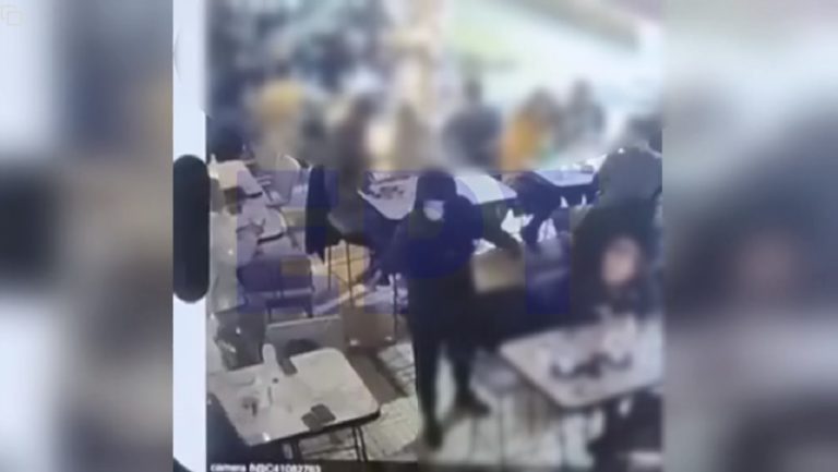 Βίντεο ντοκουμέντο από τη στιγμή της επίθεσης στην πλατεία της Ν. Σμύρνης