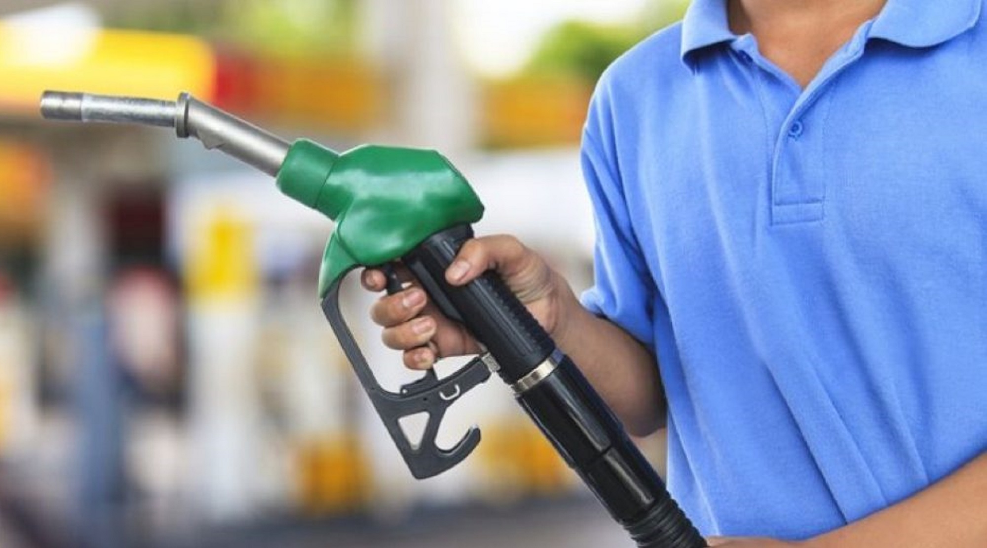 Πρόεδρος Πρατηριούχων: Τα Χριστούγεννα η βενζίνη θα είναι 20% φθηνότερη από ό,τι το καλοκαίρι (video)