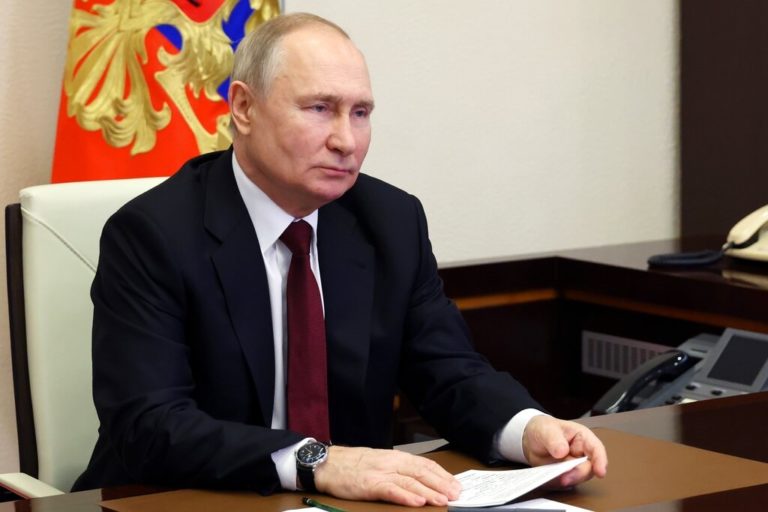 Πρωτοχρονιάτικο μήνυμα Πούτιν:  Η Δύση χρησιμοποιεί την Ουκρανία για να καταστρέψει τη Ρωσία