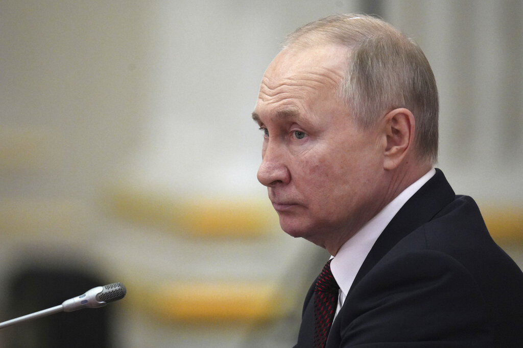 Πούτιν: «Θετική η δυναμική» της ρωσικής επίθεσης