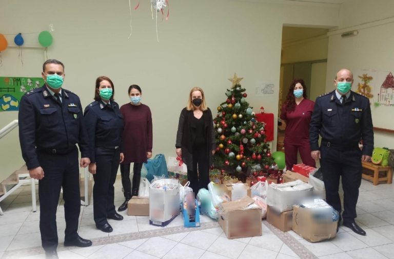 Κοινωνική δράση της Γενικής Περιφερειακής Αστυνομικής Διεύθυνσης Κρήτης με την ευκαιρία των εορτών των Χριστουγέννων και της Πρωτοχρονιάς