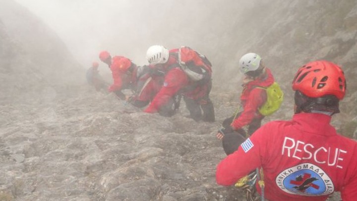 Όλυμπος: Νεκρός ανασύρθηκε ο 40χρονος ορειβάτης από τη χαράδρα
