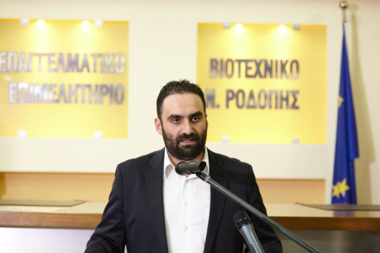 Παράταση στις δηλώσεις συμμετοχής για τα επιχειρηματικά βραβεία “Νέστωρ Τσανακλής”