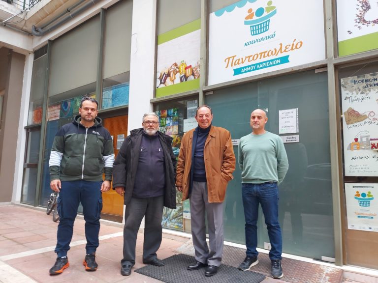 Προσφορά υποδημάτων στο Κοινωνικό Παντοπωλείο του δήμου Λαρισαίων