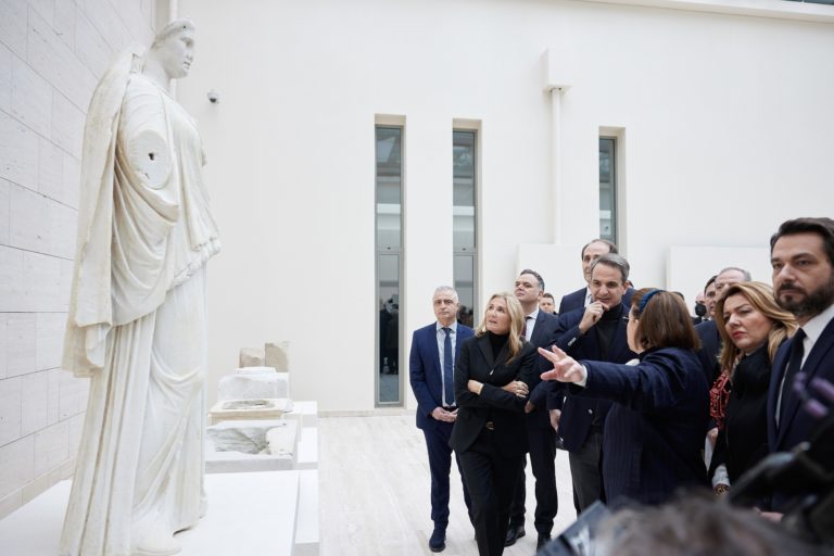 Κ. Μητσοτάκης στα εγκαίνια του νέου μουσείου Βεργίνας: Κωνσταντίνος Καραμανλής και Ανδρόνικος θα ήταν υπερήφανοι
