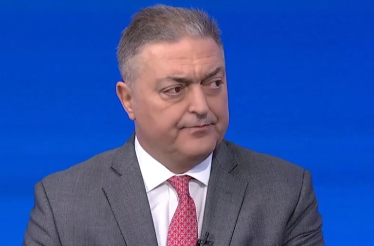 Βασιλακόπουλος: Χάνουμε ακόμα 120 Έλληνες κάθε εβδομάδα από κορονοϊό και το έχουμε ξεχάσει – Δεν είναι τεράστιο το πρόβλημα της γρίπης