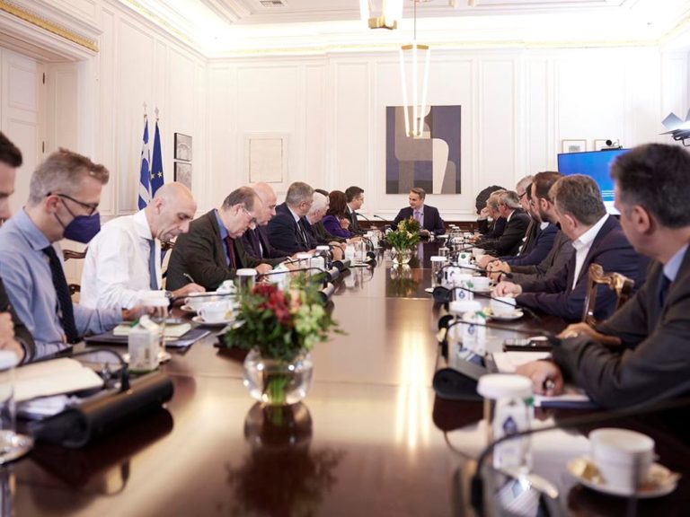 Στη σύσκεψη της Ένωσης Περιφερειών με τον Πρωθυπουργό ο  Π. Νίκας – Σημαντικές αποφάσεις για την Περιφερειακή Αυτοδιοίκηση