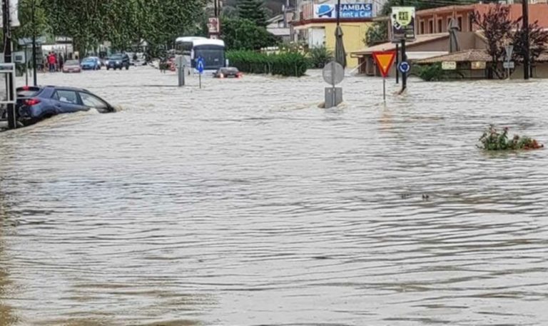 Κέρκυρα: Προβλήματα στη νότια Κέρκυρα από την κακοκαιρία (video)