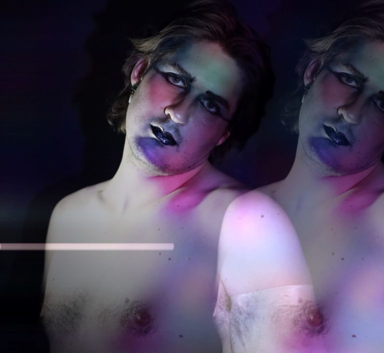 «New God – A study on Bacchae»: Μια προσωπική και συλλογική επίκληση για ανθρωπιά, επαφή και ελευθερία