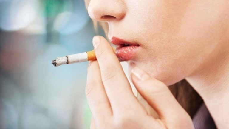 Κέρκυρα: Αστυνομικό “σαφάρι” για παράνομους καπνιστές σε καταστήματα