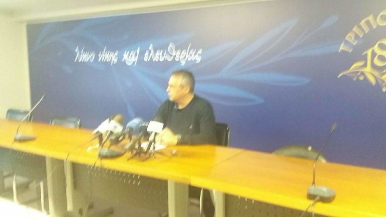 Ριζική ανακατασκευή γηπέδου ποδοσφαίρου στο Λεβίδι Αρκαδίας – Τοποθέτηση καθισμάτων στο Στάδιο της Τρίπολης
