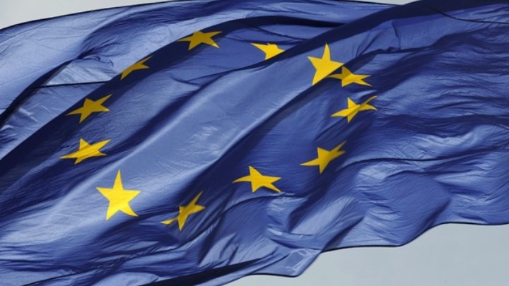 Κατά πόσον η ΕΕ μπορεί να συνεχίσει να βγαίνει ισχυρότερη μέσα από τις κρίσεις; Ανάλυση με τον Κωνσταντίνο Στεφάνου