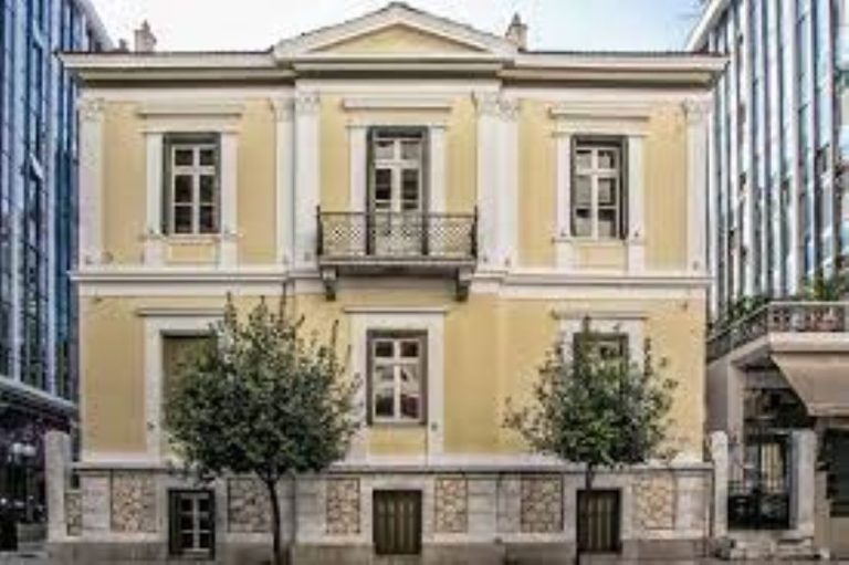 Κάλεσμα στους Λαρισαίους για “Χριστούγεννα Μαζί” από το Εργαστήρι Ζωής