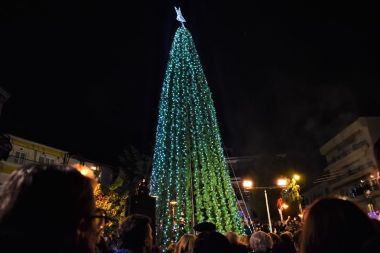 Καστοριά: Γιορτές πεζόδρομου την παραμονή των Χριστουγέννων