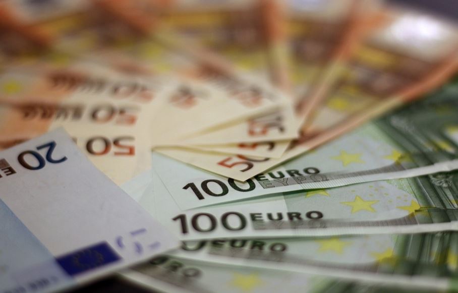 Προϋπολογισμός: Πρωτογενές πλεόνασμα 5,8 δισ. ευρώ στο ενδεκάμηνο – Με «τροφοδότες» τα φορολογικά έσοδα