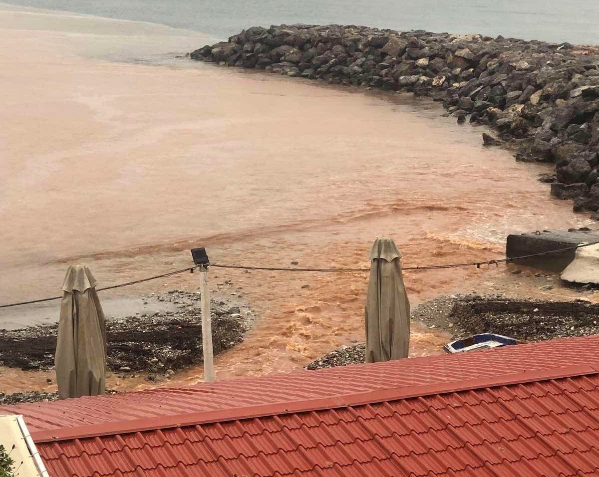 Μεσσηνία: Ρέμα πέρασε μέσα από τις Κιτριές (βίντεο)