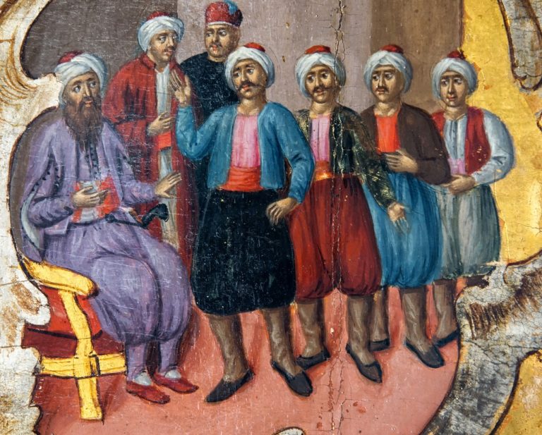 Ηράκλειο: Παρατείνεται η έκθεση «Άγιοι βρακοφόροι και φουστανελάδες»