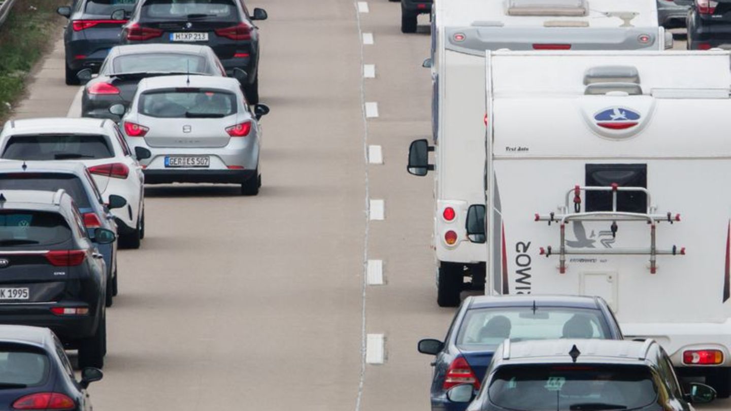 Κολλημένοι στην κίνηση για πάνω από 70 ώρες οι οδηγοί στο Μόναχο