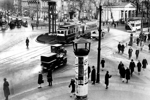 Βερολίνο, η Συμφωνία μιας Μεγαλούπολης – Berlin – Die Sinfonie der Großstadt