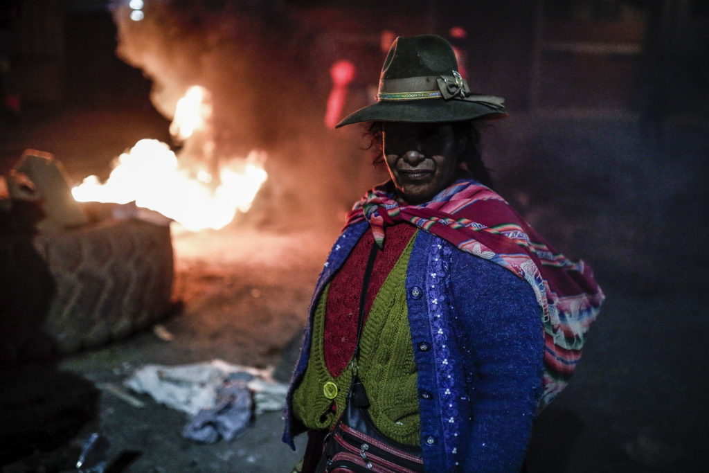Περού: Πολιτική κρίση με διαδηλώσεις, συγκρούσεις και ανάπτυξη στρατιωτικών μονάδων