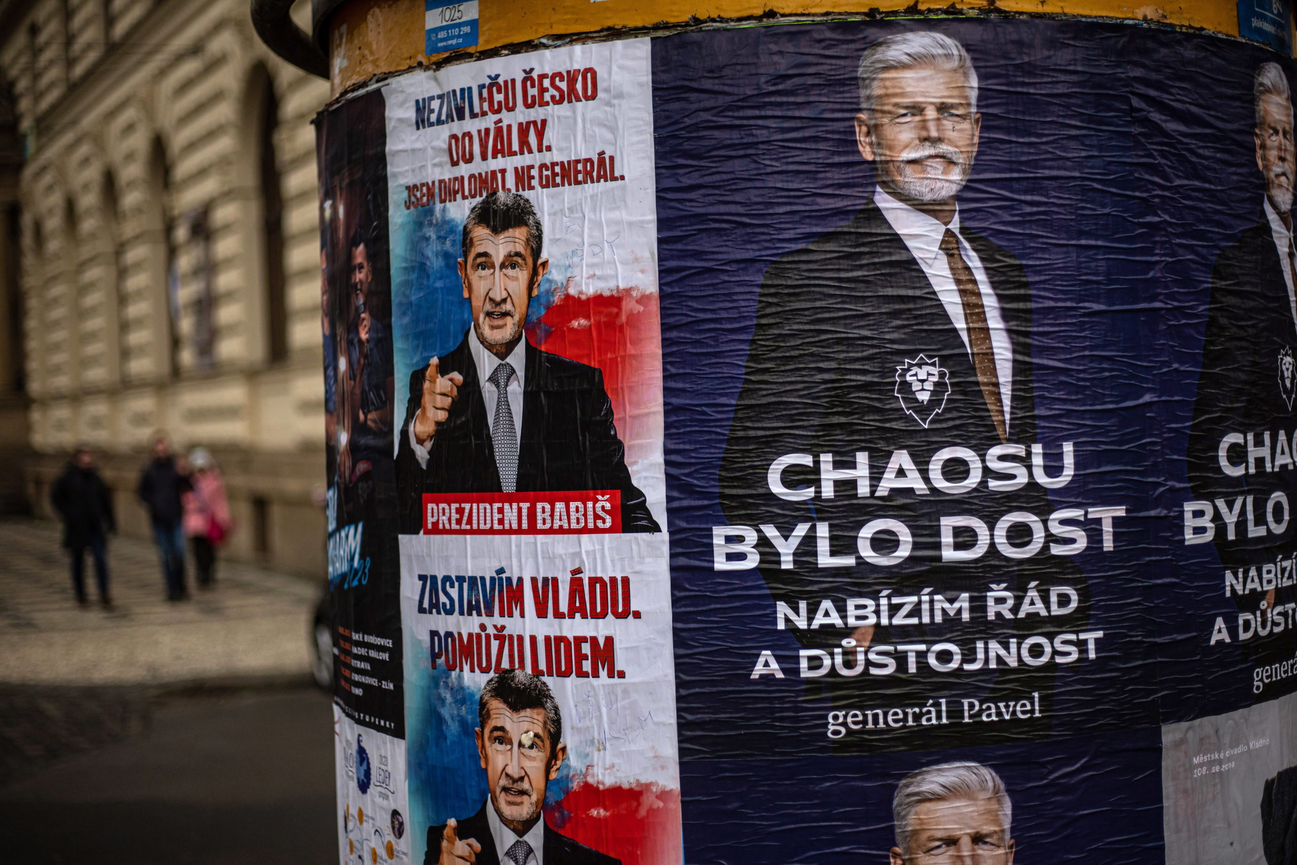 Δεύτερος γύρος προεδρικών εκλογών στην Τσεχία – To βράδυ τα αποτελέσματα