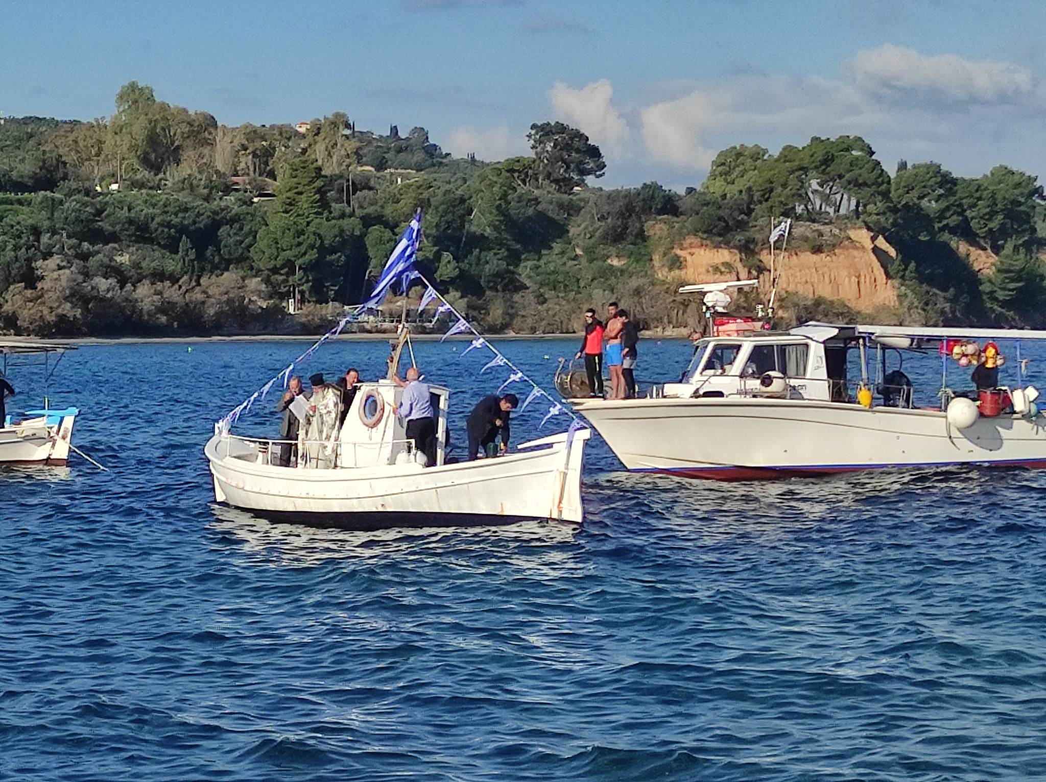 Μεσσηνία: Ο Αγιασμός των υδάτων στο λιμάνι της Κορώνης (βίντεο)