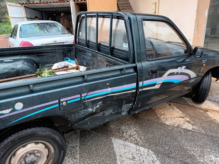 Η βροχή έφερε πλαγιομετωπική σύγκρουση στην Παρηγοριά Χανίων