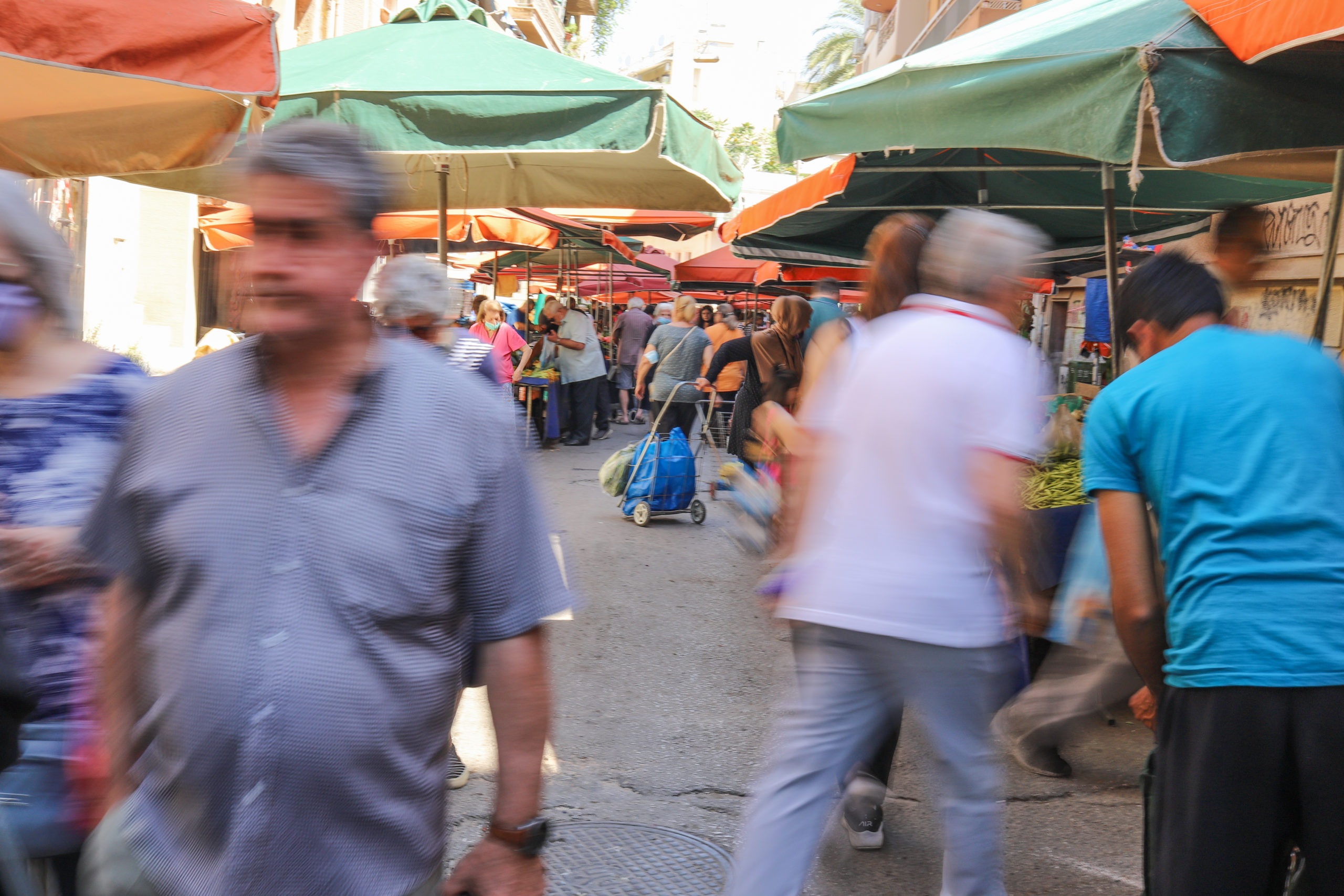 Μεταφέρονται την Κυριακή 8 Ιανουαρίου οι λαϊκές αγορές του Πειραιά, λόγω των Θεοφανίων