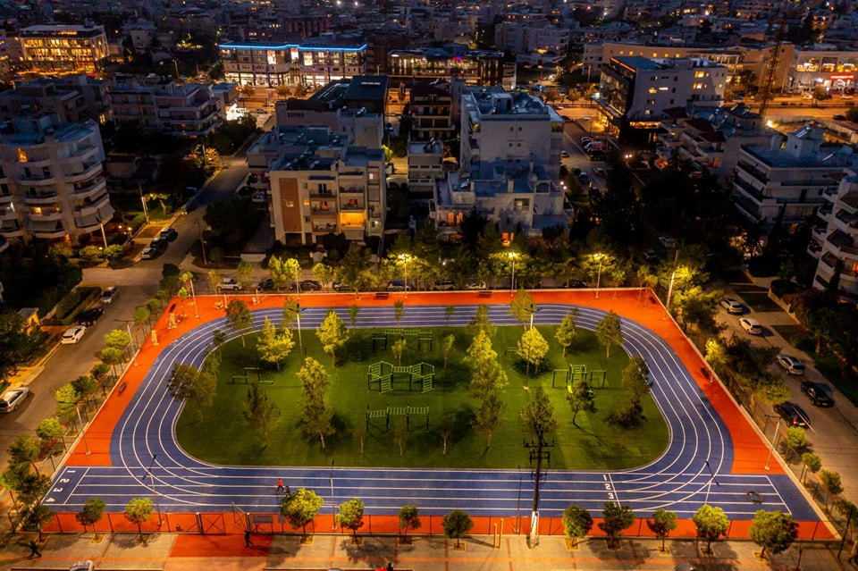 Ένα αθλητικό στολίδι στη Γλυφάδα ενισχύει την άθληση σε υπαίθριους χώρους