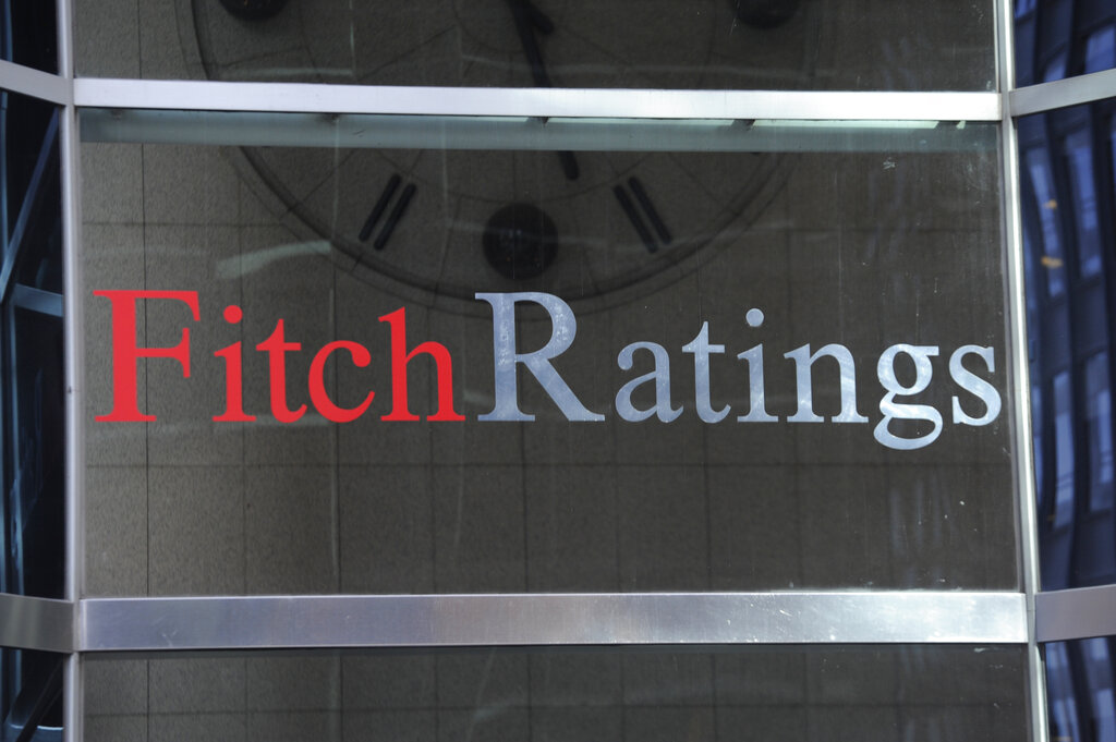 Fitch: Αναβάθμισε το αξιόχρεο των τεσσάρων ελληνικών συστημικών τραπεζών