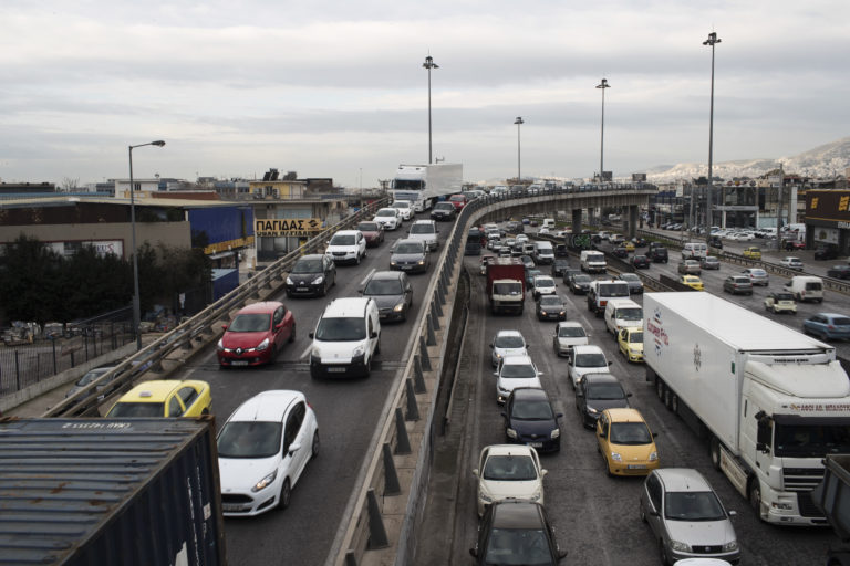 Τέλη κυκλοφορίας με το μήνα: Από αρχές Απριλίου η δυνατότητα στους ιδιοκτήτες ΙΧ