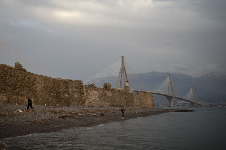 Γέφυρα Ρίου – Αντιρρίου: Μειώνεται το κόστος διέλευσης — E-pass στα 232 ευρώ μηνιαίως