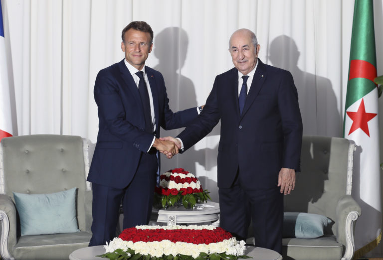 Ο Γάλλος πρόεδρος δεν θα ζητήσει από την Αλγερία «συγχώρεση» για την περίοδο της αποικιοκρατίας