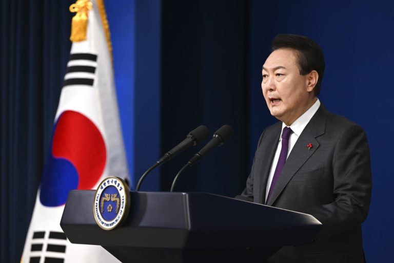Η Νότια Κορέα απειλεί να ακυρώσει την ισχύ στρατιωτικής συμφωνίας με τη Βόρεια Κορέα