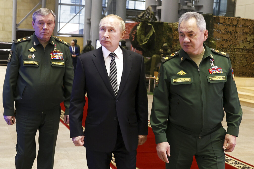 Γκερασίμοφ: Το νέο στρατιωτικό σχέδιο της Ρωσίας εξετάζει την επέκταση του ΝΑΤΟ