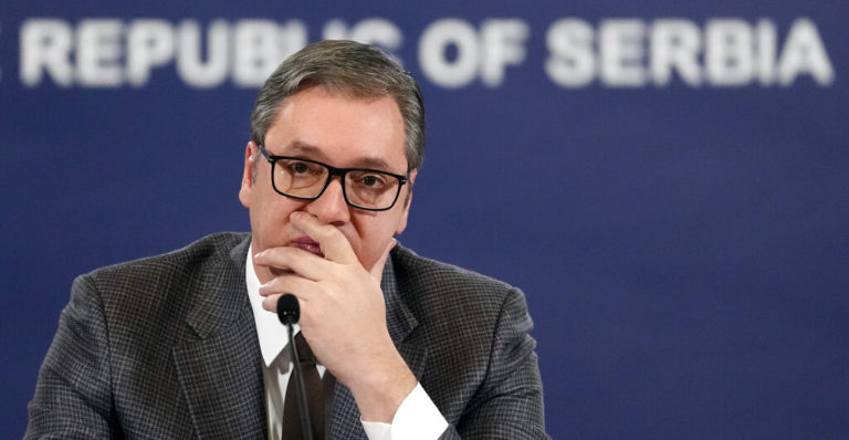 Σερβία: Ο Βούτσιτς δηλώνει πως θα επιδιώξει συμβιβασμό στη βάση του γαλλογερμανικού σχεδίου